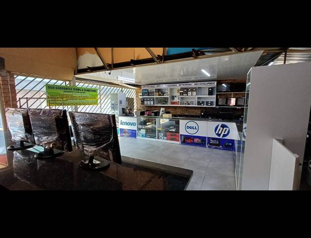 600M² BUILDING FOR SALE IN BRAKPAN CENTRAL